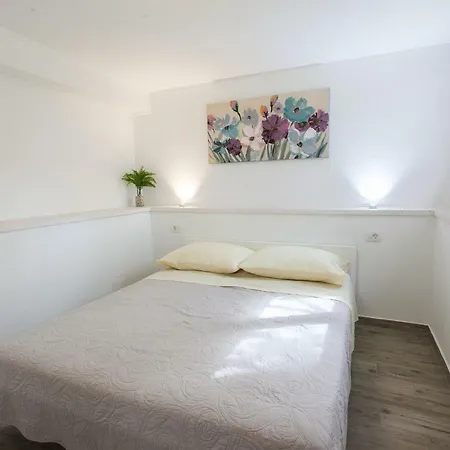 Ap-art-man By A&v For Two, New, Sea 200m, Free Parking Apartment Kozino